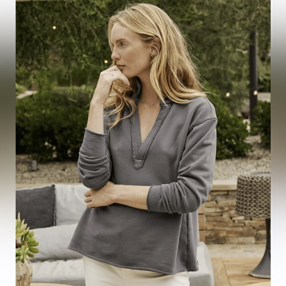 New Frank & Eileen Patrick Henley in Elephant Terry Gray XS